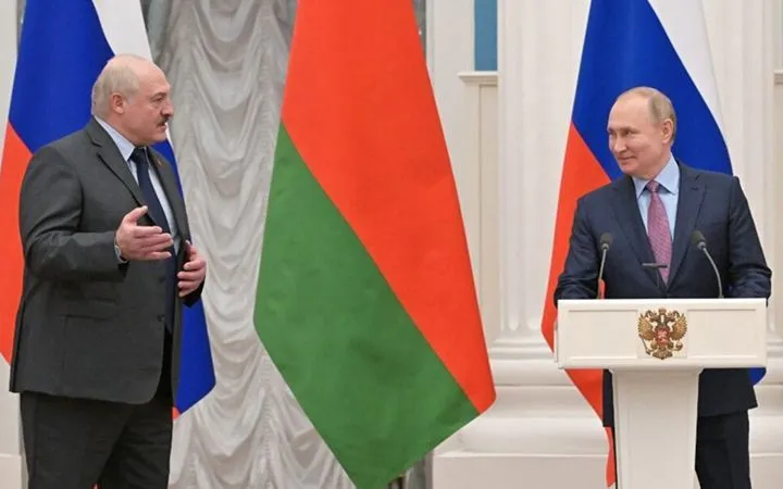 Путин прорабатывает план замены Лукашенко