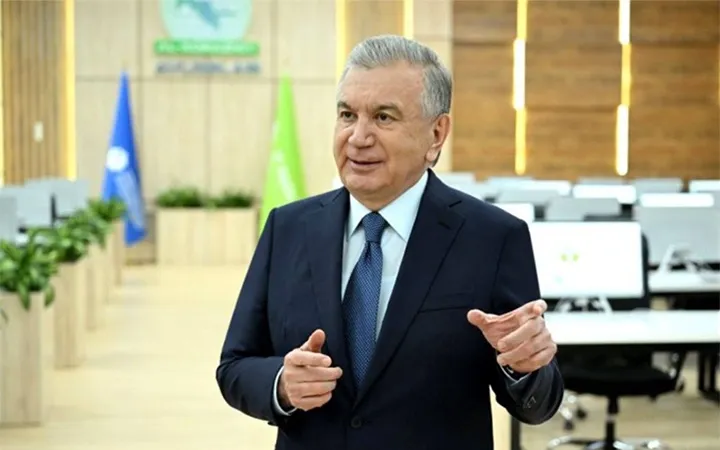 Президент Узбекистана пообещал всегда быть вместе с Россией