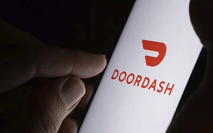 DoorDash выплатит $131,5 млн по делу о недоплатах курьерам