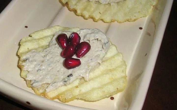 Домашний паштет из рижских шпрот